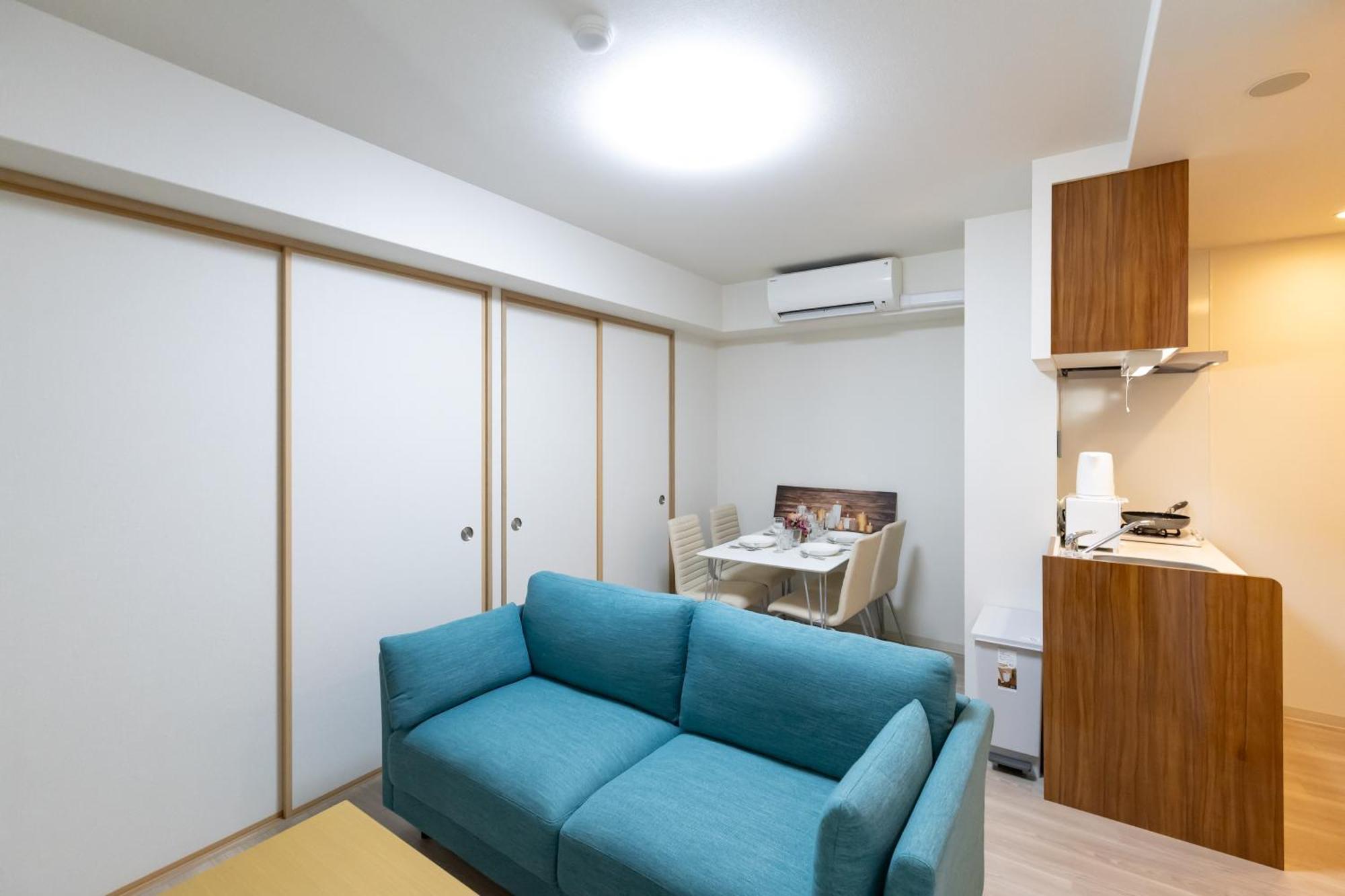 H2H Shinsaibashi Apartment Osaka Exterior photo